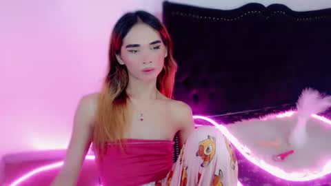 mscherry_ online show from December 21, 2025, 4:47 pm