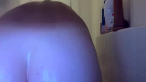 msfreckles92 online show from May 30, 2026, 8:39 pm