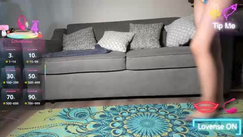 MsHebisBox online show from February 25, 2025, 7:47 pm