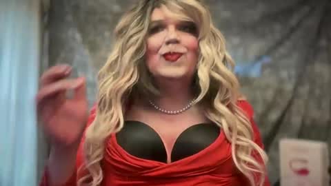 mskarentoy online show from October 26, 2025, 8:48 pm