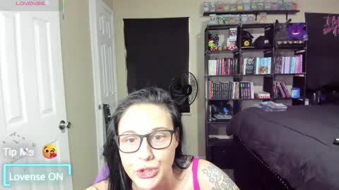 Snapshot of mskinkypunishur chatting on March 4, 2026, 2:45 pm mskinkypunishur online show from March 4, 2026, 2:45 pm