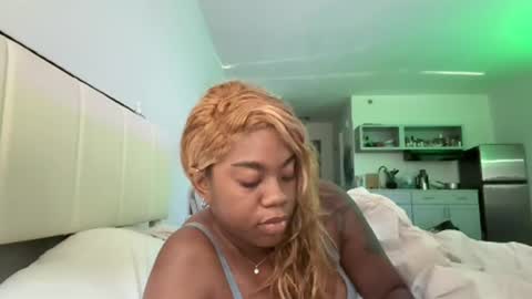 Snapshot of mskitty000 chatting on June 21, 2026, 12:30 pm mskitty000 online show from June 21, 2026, 12:30 pm