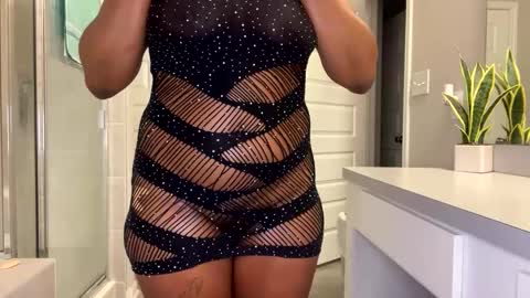 Snapshot of msloyalty chatting on October 2, 2025, 3:13 am Ms. LOYALTY online show from October 2, 2025, 3:13 am