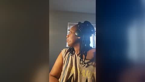 Snapshot of msmechocolate chatting on August 8, 2026, 12:02 am msmechocolate online show from August 8, 2026, 12:02 am