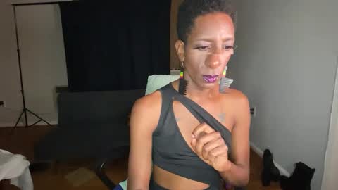 Merlin Mystique online show from September 23, 2025, 2:36 am