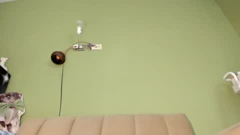 Snapshot of mspurrfectlove chatting on October 17, 2025, 1:35 pm MsPurrfectLove online show from October 17, 2025, 1:35 pm