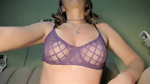 Snapshot of mspurrfectlove chatting on May 19, 2026, 2:40 am MsPurrfectLove online show from May 19, 2026, 2:40 am