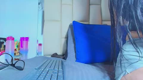 FERNANDA 3 online show from February 25, 2026, 3:16 am