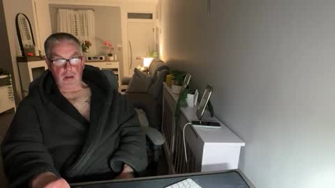 Snapshot of mtb1697 chatting on October 19, 2025, 11:05 pm mtb1697 online show from October 19, 2025, 11:05 pm