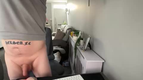 Snapshot of mtb1697 chatting on October 21, 2025, 11:33 am mtb1697 online show from October 21, 2025, 11:33 am