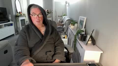 mtb1697 online show from March 25, 2026, 10:43 am