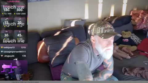 Snapshot of mtlbiker chatting on January 18, 2026, 8:56 pm BikerDude online show from January 18, 2026, 8:56 pm