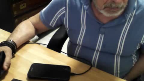 Snapshot of mtwpaul chatting on May 25, 2026, 1:39 pm mtwpaul online show from May 25, 2026, 1:39 pm