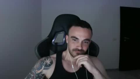 Victor online show from March 10, 2025, 6:12 pm