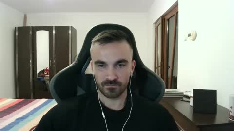 Victor online show from October 15, 2025, 5:13 pm