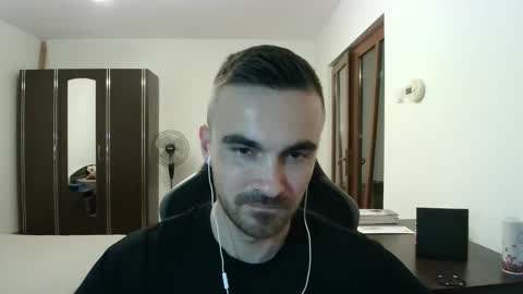 Victor online show from December 13, 2025, 7:53 pm