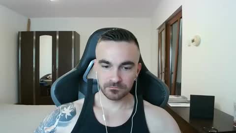 Victor online show from December 21, 2025, 9:05 am