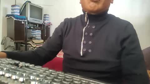 Snapshot of muchachosam chatting on October 26, 2025, 7:31 pm zenon online show from October 26, 2025, 7:31 pm