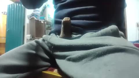 Snapshot of muchachosam chatting on November 12, 2025, 10:20 pm zenon online show from November 12, 2025, 10:20 pm