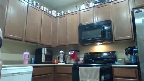 mudcricket1997 online show from December 3, 2024, 12:35 am