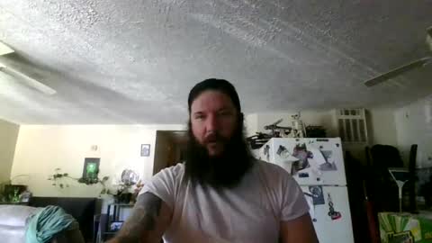 Snapshot of mudge chatting on July 14, 2026, 2:45 pm Mudge online show from July 14, 2026, 2:45 pm