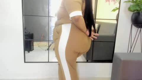 Tati online show from November 8, 2025, 7:34 pm