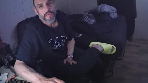 Muffdiver online show from March 2, 2026, 5:08 am