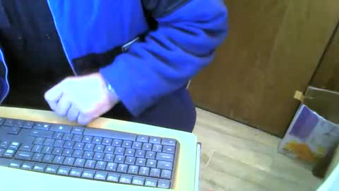 Snapshot of muller520 chatting on January 17, 2025, 6:02 pm muller520 online show from January 17, 2025, 6:02 pm