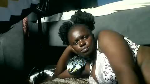 musasia1990 online show from April 2, 2026, 9:23 pm