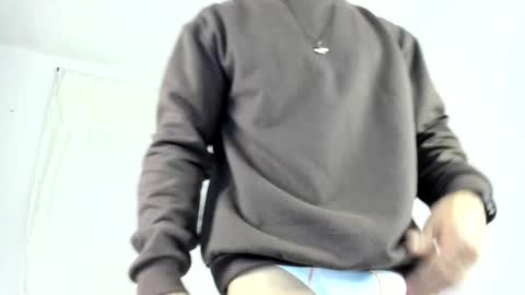 Muscle Man online show from December 1, 2025, 2:55 pm