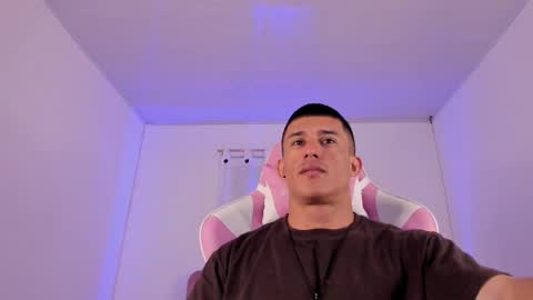 Muscle Man online show from January 11, 2026, 10:04 pm