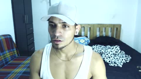 Snapshot of muscle_man1 chatting on February 12, 2026, 3:01 am Mike online show from February 12, 2026, 3:01 am