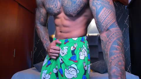 Snapshot of muscle_man19 chatting on December 21, 2024, 2:52 am Nick online show from December 21, 2024, 2:52 am