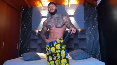Snapshot of muscle_man19 chatting on December 28, 2024, 11:59 pm Nick online show from December 28, 2024, 11:59 pm