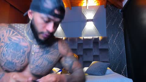 Snapshot of muscle_man19 chatting on December 29, 2024, 9:41 pm Nick online show from December 29, 2024, 9:41 pm