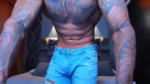 Snapshot of muscle_man19 chatting on January 15, 2025, 3:07 pm Nick online show from January 15, 2025, 3:07 pm