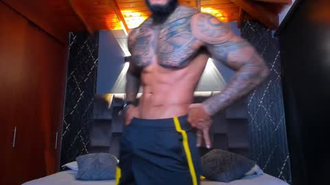 Snapshot of muscle_man19 chatting on January 22, 2025, 3:52 am Nick online show from January 22, 2025, 3:52 am