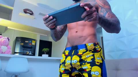 Snapshot of muscle_man19 chatting on January 31, 2025, 3:20 am Nick online show from January 31, 2025, 3:20 am