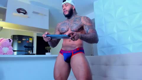 Snapshot of muscle_man19 chatting on February 20, 2025, 3:23 am Nick online show from February 20, 2025, 3:23 am