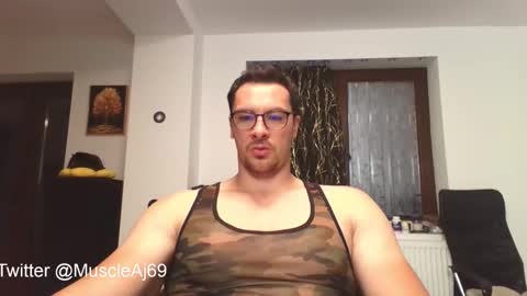 AJ online show from September 25, 2025, 4:54 pm