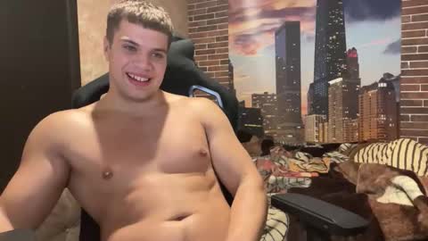 Snapshot of musclephantom chatting on October 10, 2025, 7:57 pm Egor online show from October 10, 2025, 7:57 pm