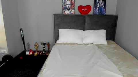 Eva online show from April 22, 2026, 9:01 am