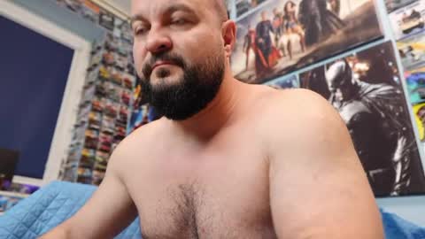 Snapshot of muscular_bear chatting on April 23, 2026, 4:14 am Chris online show from April 23, 2026, 4:14 am