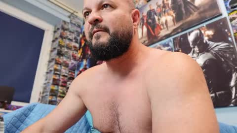 Snapshot of muscular_bear chatting on June 2, 2026, 10:17 am Chris online show from June 2, 2026, 10:17 am