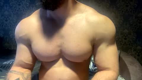 muscularjuggler online show from October 6, 2025, 2:20 am