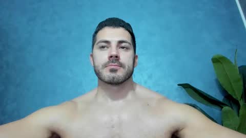 muscularmaster onlyfans online show from December 15, 2024, 10:26 pm
