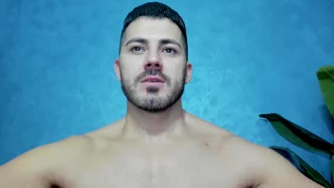 muscularmaster onlyfans online show from December 30, 2024, 10:10 am