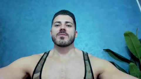 muscularmaster onlyfans online show from February 21, 2025, 10:04 pm