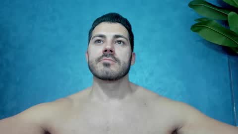 muscularmaster onlyfans online show from November 17, 2025, 10:26 pm