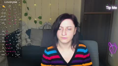 Snapshot of muse_kitty_jenia chatting on January 14, 2025, 6:38 pm Jenya online show from January 14, 2025, 6:38 pm